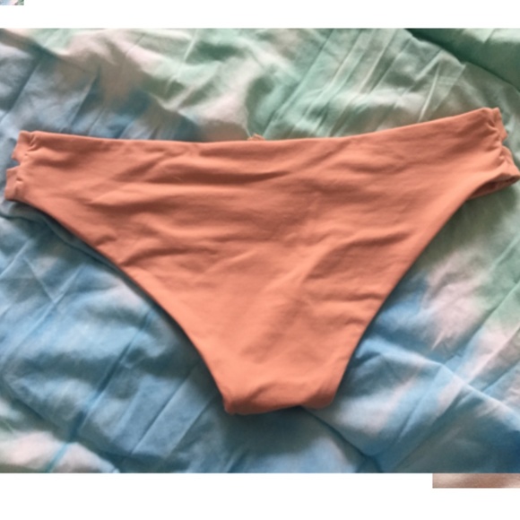 L*Space Sandy Estella Bikini Bottoms - Picture 5 of 5